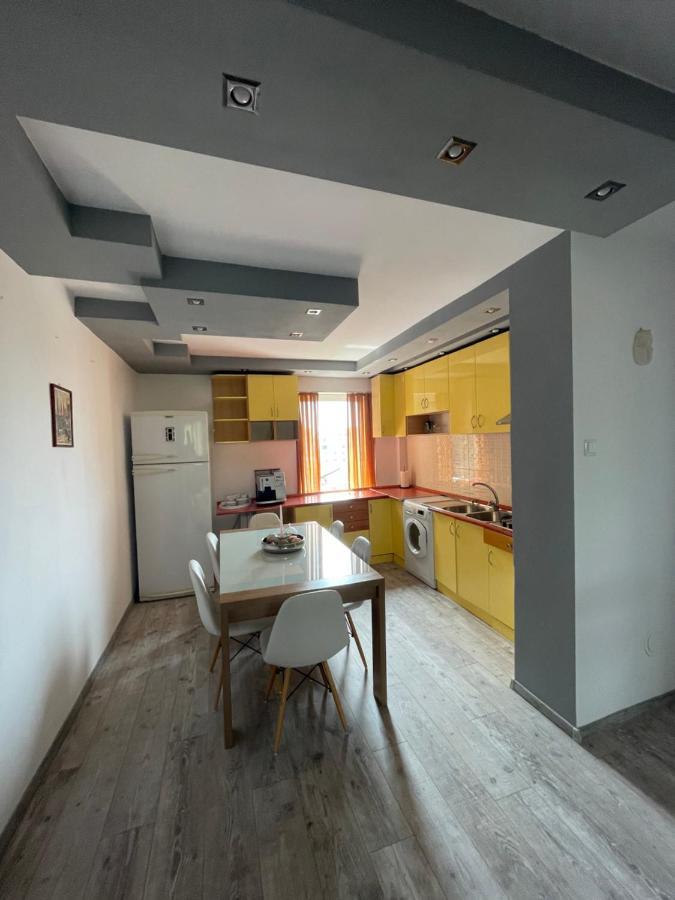 Lovely 3 Bedrooms Apartament Gran Varadino Esterno foto